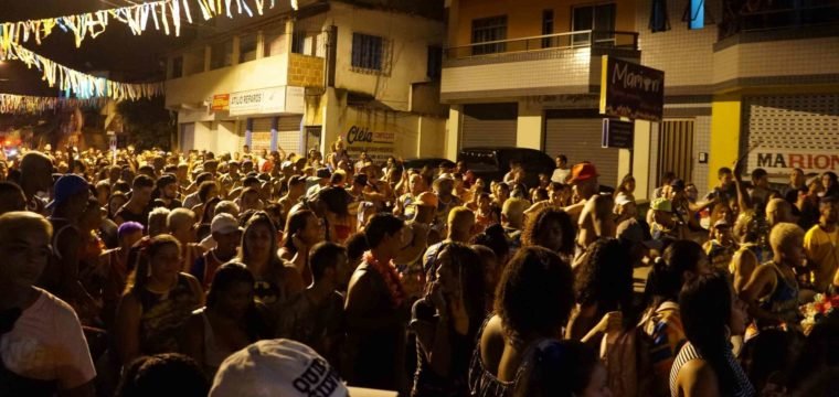 Carnaval 2020: Atílio Vivácqua levou 5 mil pessoas à folia