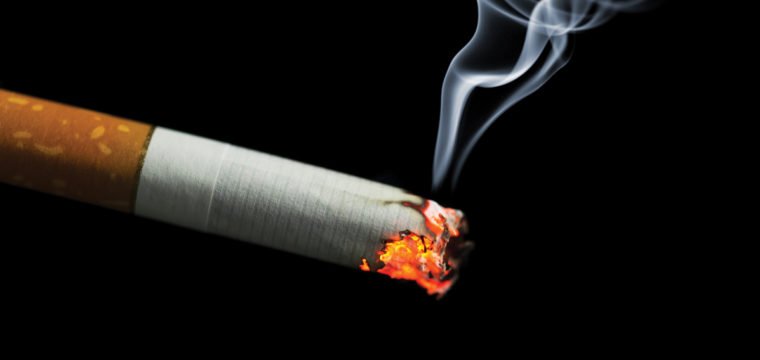 Bucomaxilo do Hospital Evangélico alerta, em LIVE, para os riscos do tabagismo