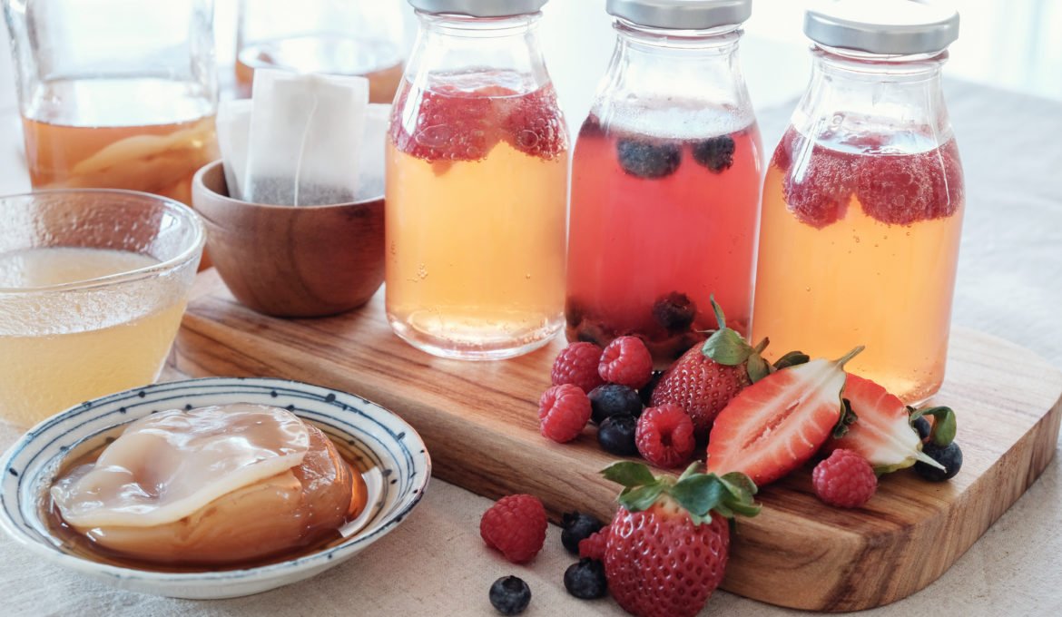 Kombucha Bebida vem sido apontada como uma aliada no combate a acne Leia
