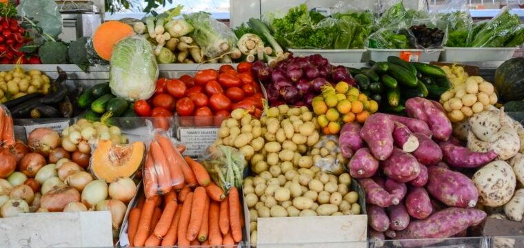 Feira do bairro Gilberto Machado oferece produtos orgânicos toda quinta-feira