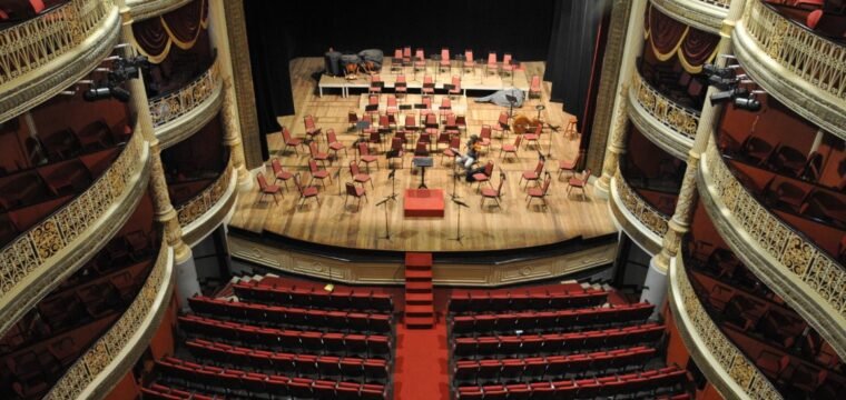 Projeto Cine Em Cena: Homenagem à memória de grandes nomes da Cultura Capixaba