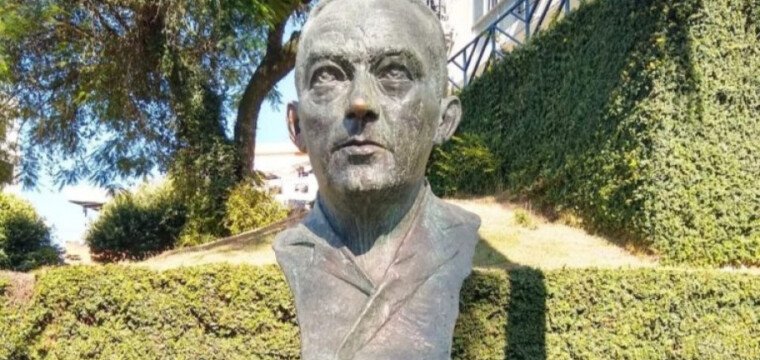 Cachoeirenses ausentes recitam poemas de Newton Braga em sua homenagem