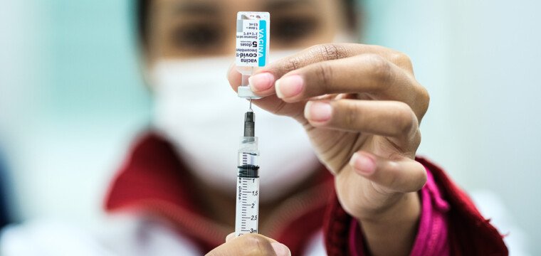 Cachoeiro avança na vacinação de grupo etário com mais casos de Covid-19