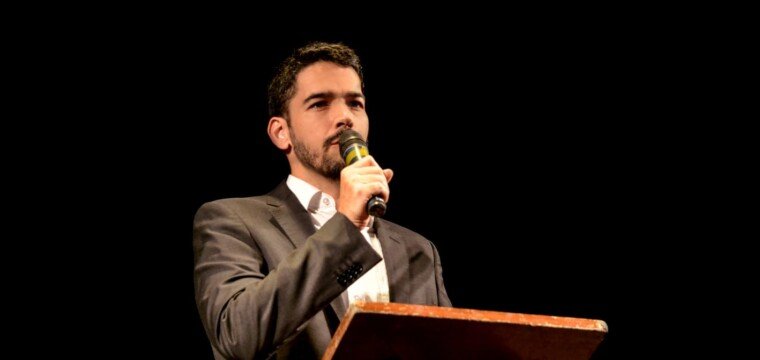 Prefeito Victor Coelho participa de audiência pública da Câmara Federal