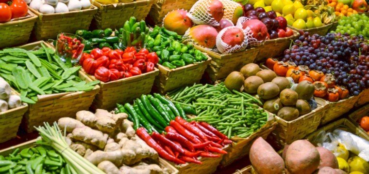 Veja como fazer uma boa feira; especialistas dão dicas para economizar