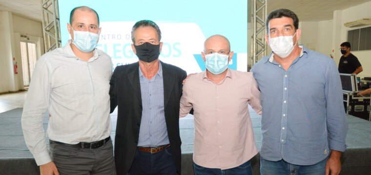 Encontro de Delegados do Sicoob Sul tem palestra de Ênio Meinen