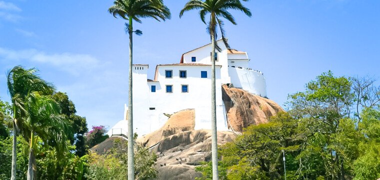Conjunto do Convento da Penha, em Vila Velha (ES), recebe obras de manutenção