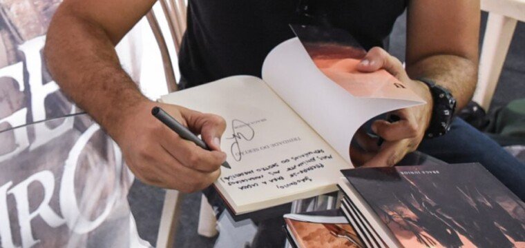 Autores capixabas e de outros estados lançarão livros na 8ª Bienal Rubem Braga