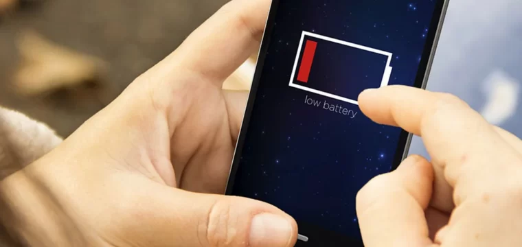 Seu celular está quase sem bateria e você esqueceu o carregador? Veja o que fazer