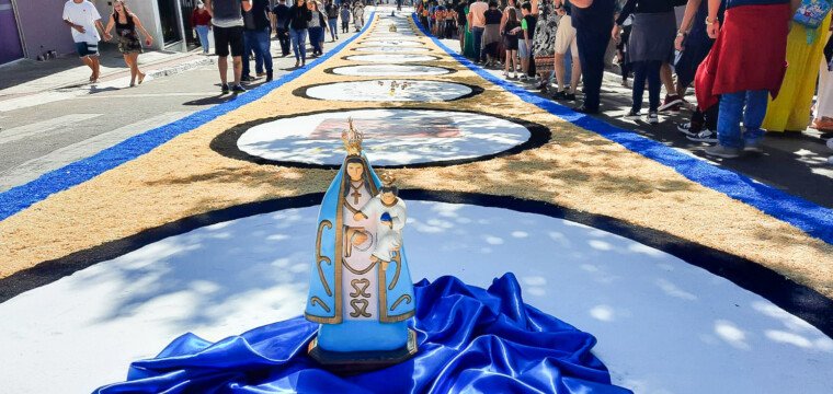 Corpus Christi de Castelo reúne cerca de 72 mil fiéis
