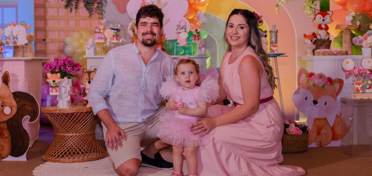 1 ano da filha Júlia.