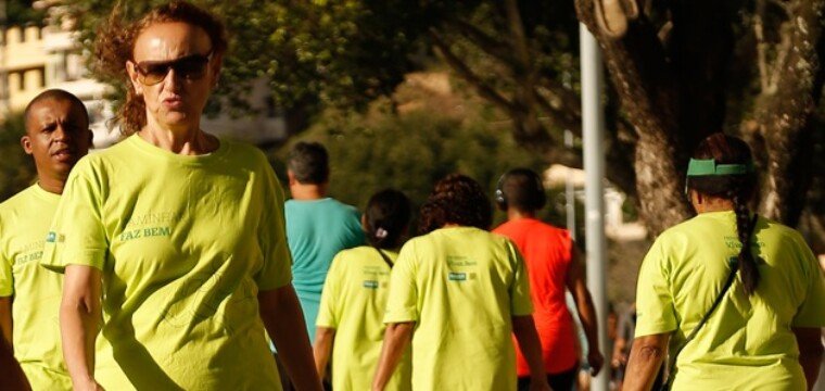 Festas sem culpa: nutricionista dá dicas para evitar excessos e curtir o fim de ano
