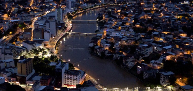 Centro terá trânsito alterado para desfile da emancipação neste sábado (25)
