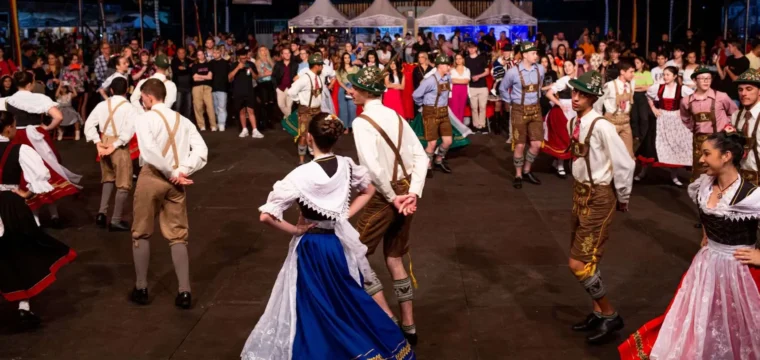 Oktoberfest de Domingos Martins encerra com chave de ouro e mistura de ritmos