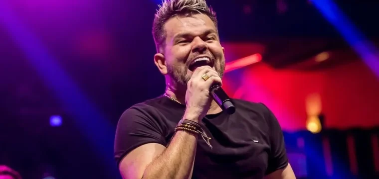 Réveillon 2024 em Vitória terá show do Alemão do Forró e queima de fogos; veja a programação