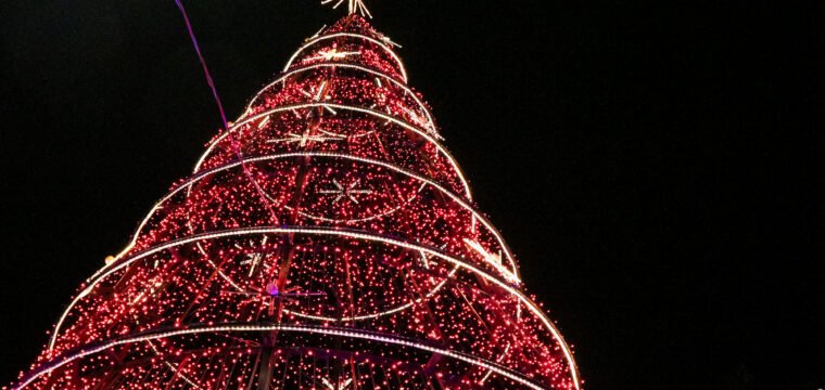 Decoração de Natal, na Praça de Fátima, segue até a próxima segunda (15)