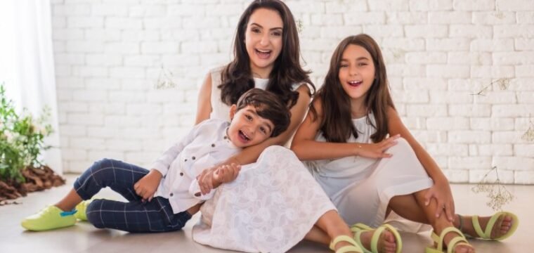 A empresária Anamélia Grafanassi comemorou o Dia das Mães ao lado dos filhos Helena e Lucas