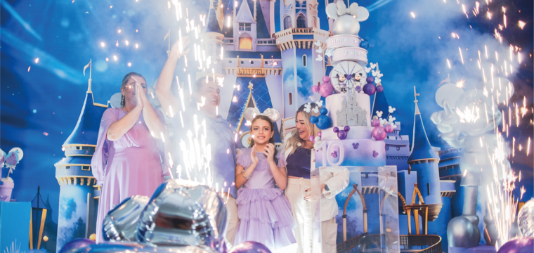 A festa de 10 anos da Clarinha celebrando os 100 anos da Disney