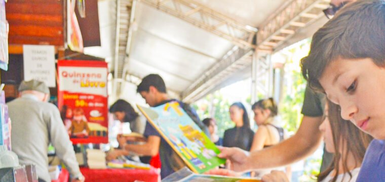 Com feira de livros e lançamentos de obras, Bienal Rubem Braga 2024 acontece neste mês