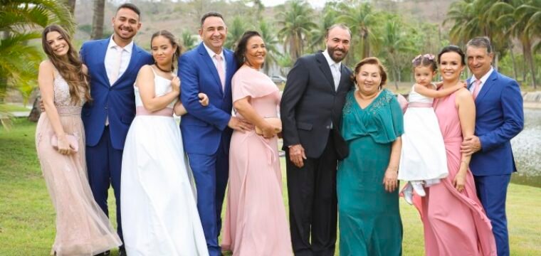 Parabéns para o casal Vera Lúcia e Sebastião, pelas bodas de ouro! Felicidades!