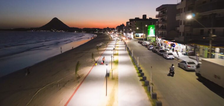 Primeira etapa da revitalização da Orla de Piúma é concluída e Governo do Estado anuncia novos investimentos