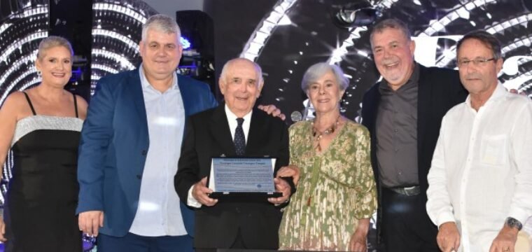 Baile do Jaraguá celebra história e tradição com noite de homenagens e música