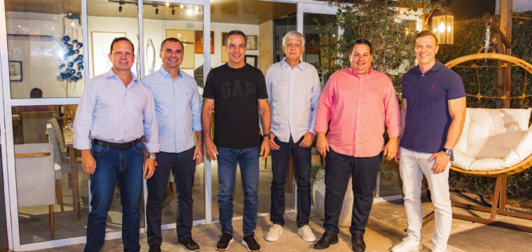 Sicoob Credirochas empossa novos conselheiros em jantar especial