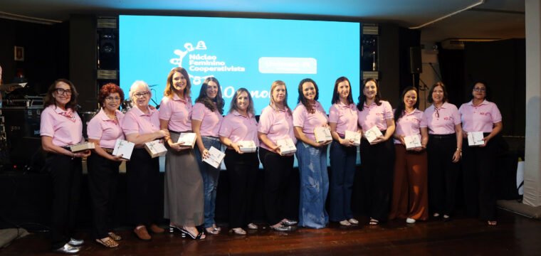 Noite em Rosas celebra 10 anos do Núcleo Feminino Cooperativista da Unimed Sul Capixaba