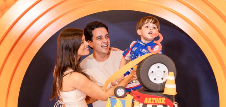 3 anos do Arthur: acelerando com alegria e diversão