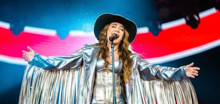 Leonardo, Alemão do Forró e Lauana Prado fazem show na Expo Afonso Cláudio