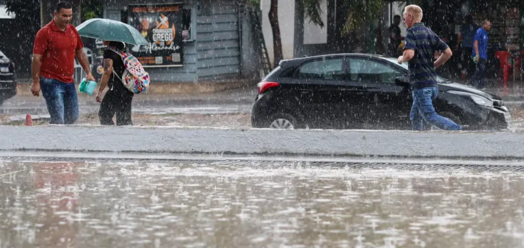 Defesa Civil Nacional se prepara para chuva intensa no Sudeste