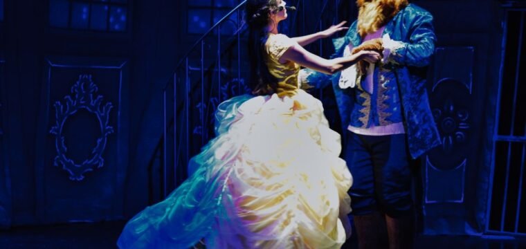 Clássico ‘A Bela e a Fera’ chega ao Teatro da Ufes, em Vitória, neste domingo (29)