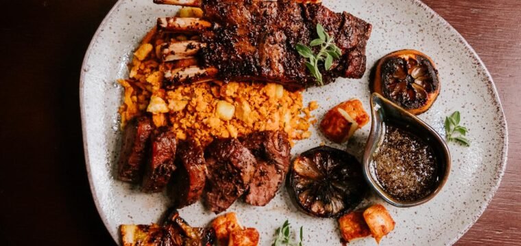 Giro Gastronômico reúne 28 restaurantes e homenageia canções de Roberto Carlos em Cachoeiro