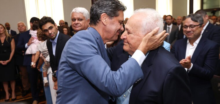Vozes reforçam expectativa na posse do novo governador