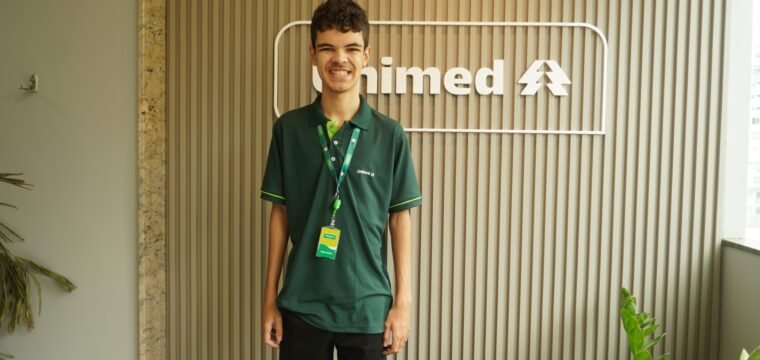 Unimed Sul Capixaba destaca trajetórias de colaboradores autistas no Dia Mundial da Conscientização