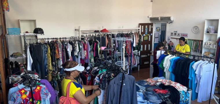 Solidariedade que cabe no bolso movimenta bazar da Amaes