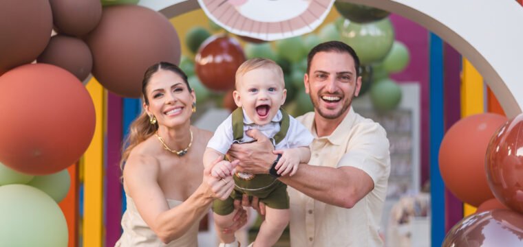 Patrícia e Bernardo festejando 1 aninho do pequeno Bento. Parabéns!