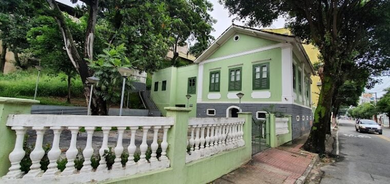 Academia Cachoeirense de Letras celebra 115 anos de Newton Braga com poesia e música