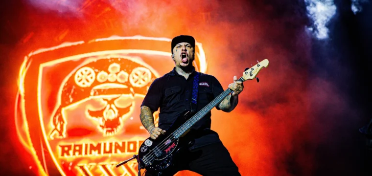 Raimundos é a primeira atração confirmada do Vibra Rock Brasil 2027